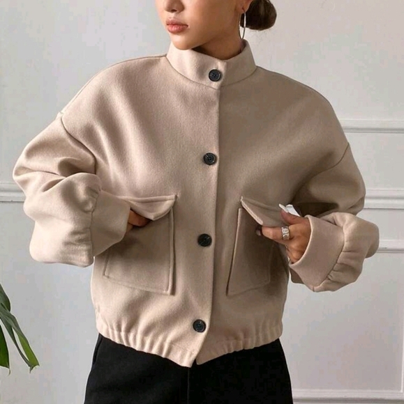 Solid Color Stand Collar Pocket Short Jacket For Women - Picture 6 of 7